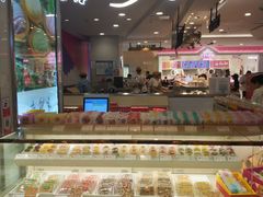 面包甜点陈列柜-唐饼家(龙之梦购物中心虹口店)