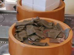 -龍歌自助小火锅(市南金茂湾店)