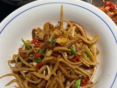 -湘力力小院·鱼汤泡饭(枫林路店)