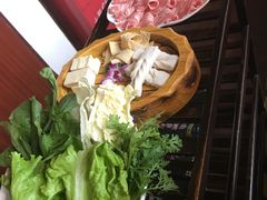 -滇釜火锅·能喝汤的火锅(车公庄店)