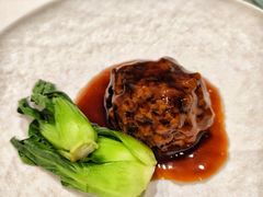 红烧狮子头-老正兴菜馆(福州路店)