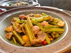 -吕氏焗小鲜•海鲜青岛菜(总店)