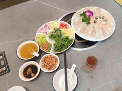 -官塘陈记鱼生·潮汕砂锅粥·牛肉火锅(潮枫路总店)