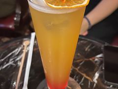 -记者俱乐部酒吧(北京瑞吉酒店)