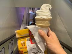 圆筒冰淇淋-麦当劳(国贸店)