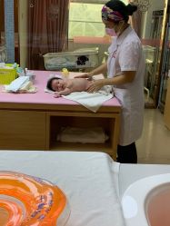 -堃腾月子会所