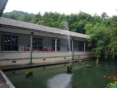 -滴水洞景区