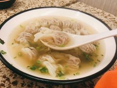 菌菇鲜肉馄饨-小倩倩•鸡汤馄饨(江西路创始店)