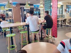 大堂-麦当劳(庐山服务区店)