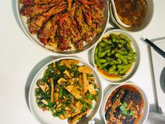 -龙巢盱眙龙虾·牛蛙·烧烤宵夜(八卦岭店)