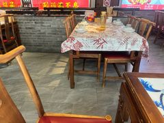 -川流不息·地道川菜·小龙虾(新松江路店)