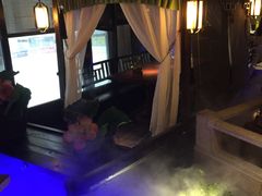 -佬麻雀·新湘菜(珠海金发购物中心店)