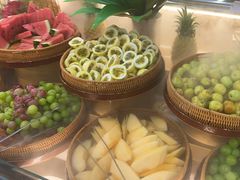 -四囍码头海鲜烧烤自助火锅(外滩南京东路悦荟广场店)
