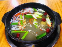 -灌县老妈砂锅串串香(万科红生活广场店)
