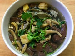 鸭血粉丝汤-鸡鸣汤包(罗廊巷店)