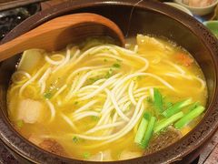 -良米山·云南野生菌过桥米线(上海首店)
