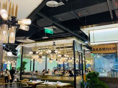 大堂-洪氏嗨捞·猪肚鸡火锅(阳光天地店)