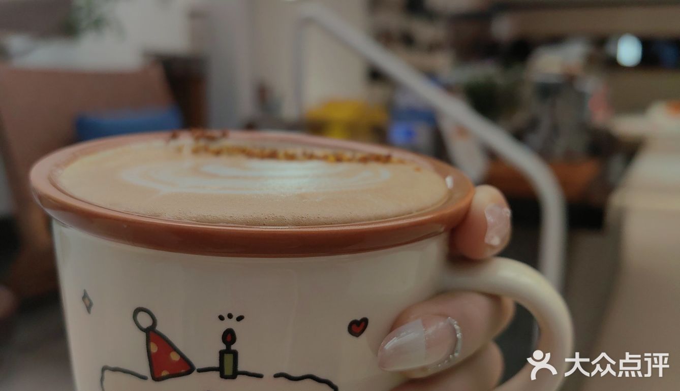 舌尖上的春日，就在这一杯桂花拿铁～