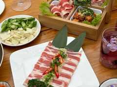 -柠檬花院烤肉·会议团建·聚会·求婚(三圣乡店)