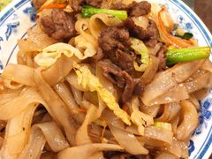 驰名干炒牛河-顺记冰室(宝华路店)