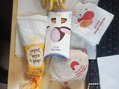 -麦当劳(普陀香溢花城店)