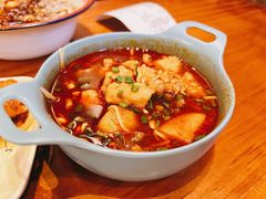 冒虾滑-爆炸头阿姨小四川正宗川味小吃(无任何分店)