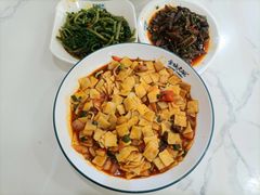 -金城老碗牛肉面揪面片(华邦店)