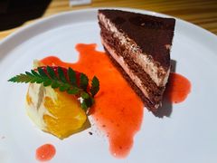提拉米苏-花潮料理艺食馆(世欧广场店)