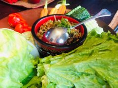 傣族生菜包肉-花马天堂云南餐厅 Lost Heaven(高邮路店)