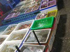 -霞涌市场海鲜摆卖区
