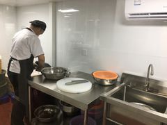 -七欣天(上海淮海路新尚广场店)