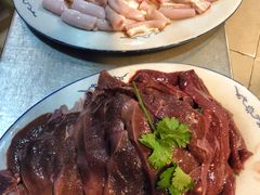 -华哥新鲜猪精品美食