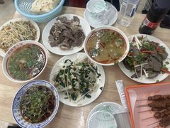 呛绿豆芽-三中高皇羊肉馆