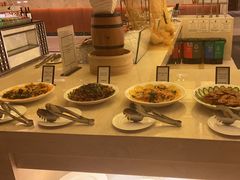 -东西风牛排馆周末烧烤自助(首都机场希尔顿店)