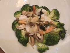 西兰花炒虾球-泰香米泰国餐厅(中大国际店)