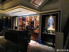 -浅深(世茂滨江精品店)
