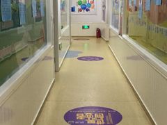 -瑞思少儿中心·少儿英语素养启蒙(勒泰直营校区)