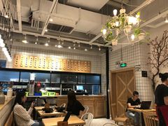 景观位-云味馆过桥米线(皇庭广场店)