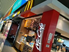 门面-麦当劳(郑州东高铁站店)