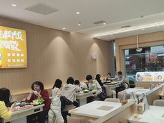 -呷哺呷哺(融创茂店)