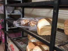 -秀云俄罗斯列巴屋(军星小区店)