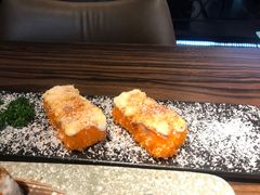 焦糖三文鱼寿司-品米斗·精致料理(浦东禹悦汇店)