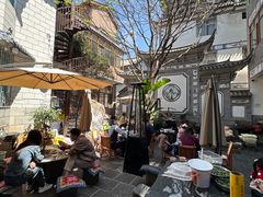 -四方小吃·白族庭院餐厅