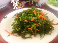 拌山野菜-北京龙庆四季香农家饭庄·灶台鱼·碳烤虹鳟鱼(龙庆峡店)