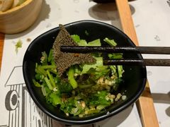 -独食火锅·半米屋台(直营总店)