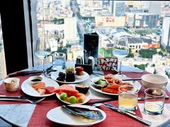 -锦厨国际自助餐厅 · 云端景观 (昆明索菲特大酒店)
