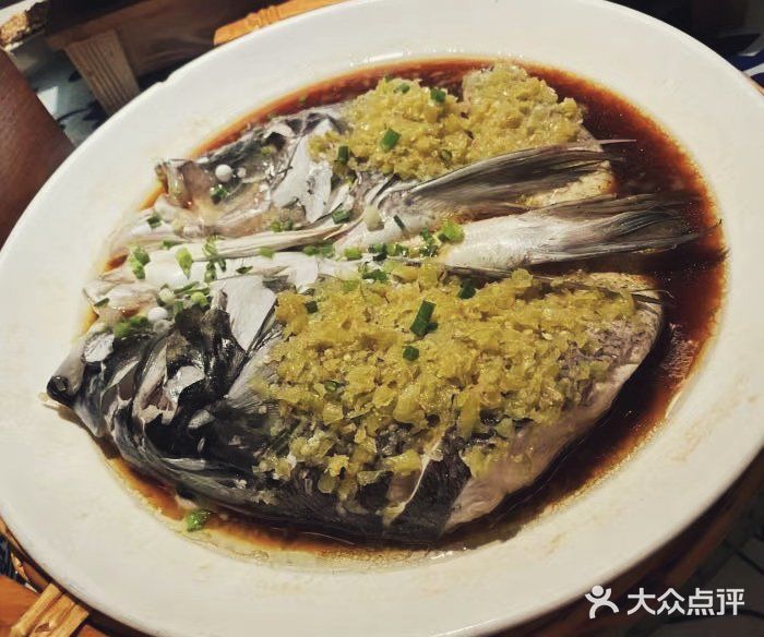 今天去紫荆天街的绿茶吃鱼头诱惑[胜利]