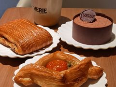 -VERIE BAKEHOUSE