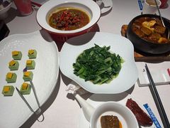 -千百味红餐厅·江西菜(绿地双子塔店)