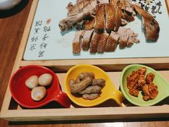 -有红鸡毛店·川菜(建设路店)